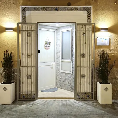 Holiday home Maiolica House Trani
